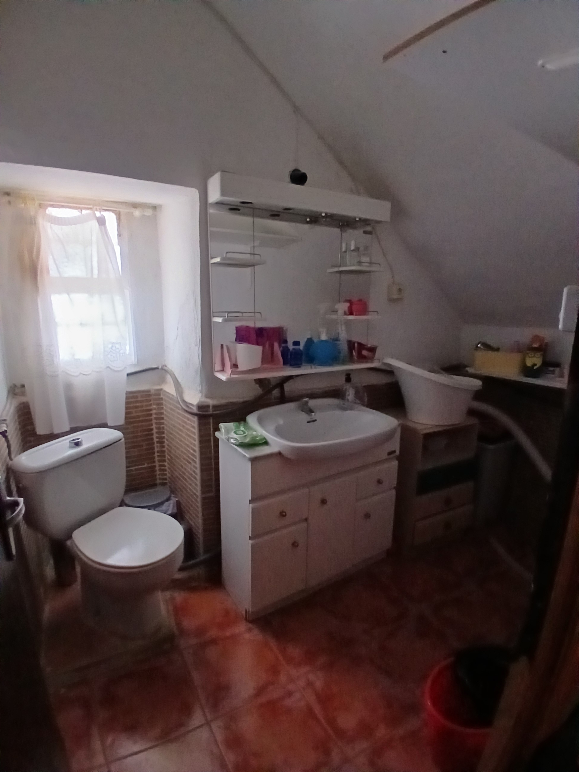 Exclusieve Off-Grid Finca met Gigantisch Perceel & Zwembad in Caudete