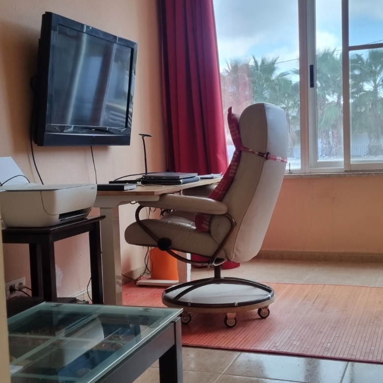 Unieke luxe villa met gastenverblijf en privézwembad te koop in Hondón de los Frailes
