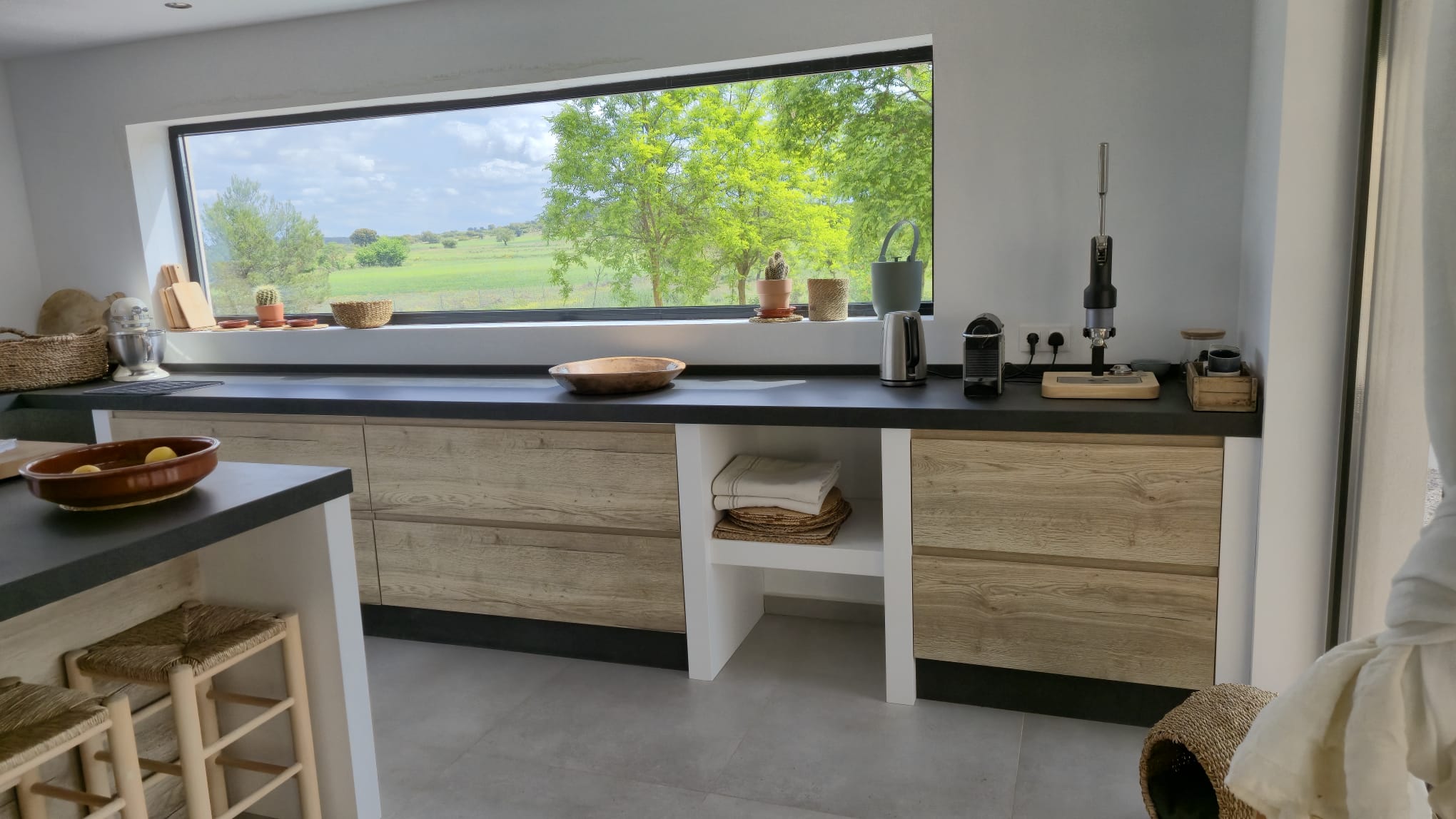 B&B te koop in Almansa: Unieke Off-grid Finca met Toeristische Licentie