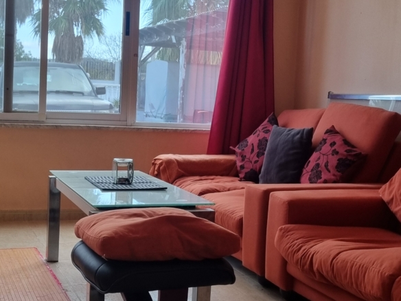 Unieke luxe villa met gastenverblijf en privézwembad te koop in Hondón de los Frailes