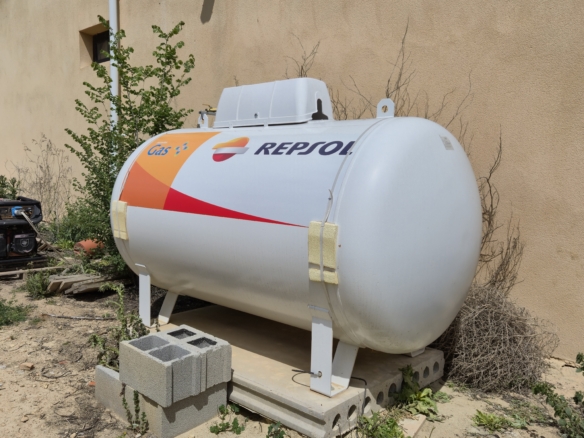 B&B te koop in Almansa: Unieke Off-grid Finca met Toeristische Licentie