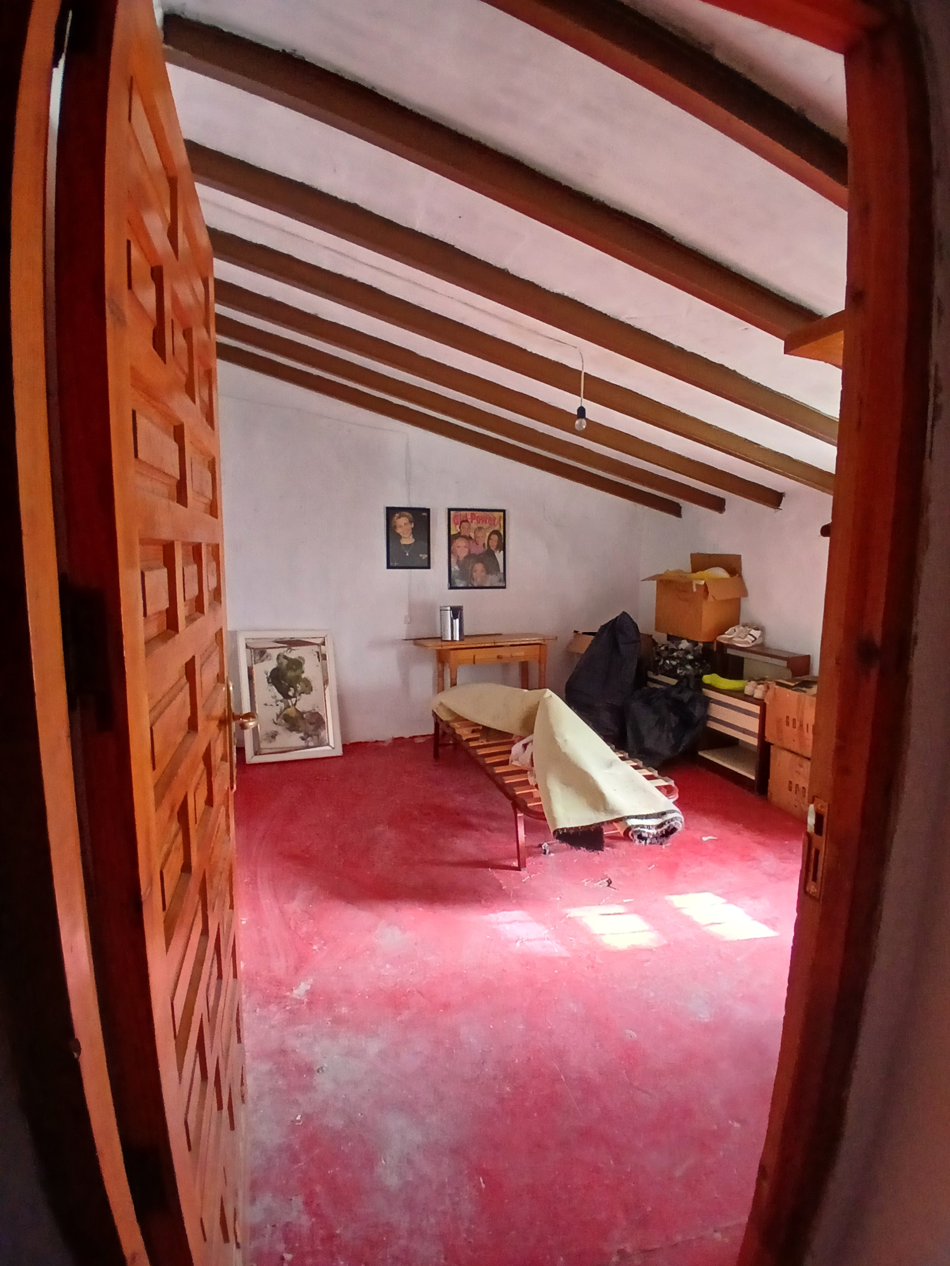 Exclusieve Off-Grid Finca met Gigantisch Perceel & Zwembad in Caudete