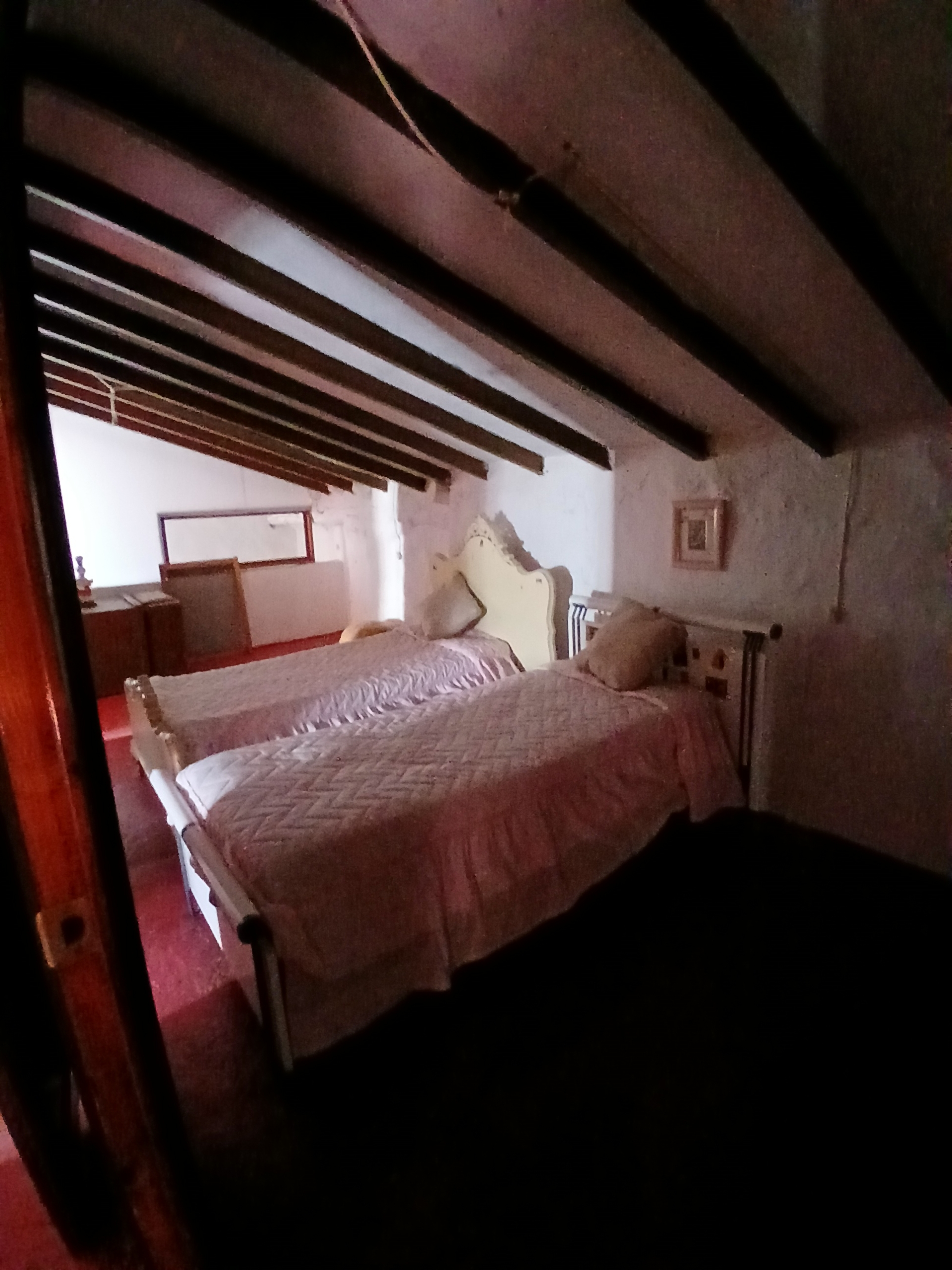 Exclusieve Off-Grid Finca met Gigantisch Perceel & Zwembad in Caudete