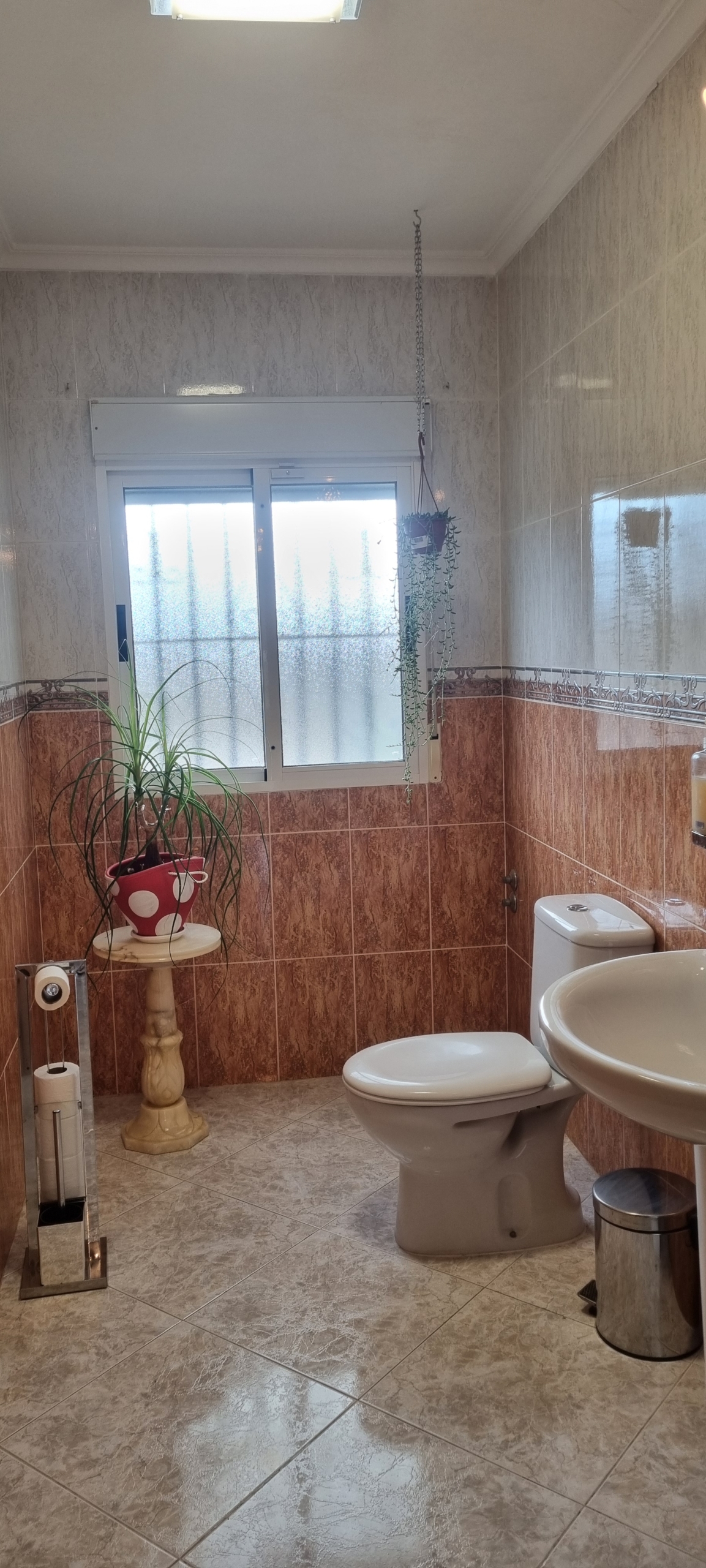 Unieke luxe villa met gastenverblijf en privézwembad te koop in Hondón de los Frailes