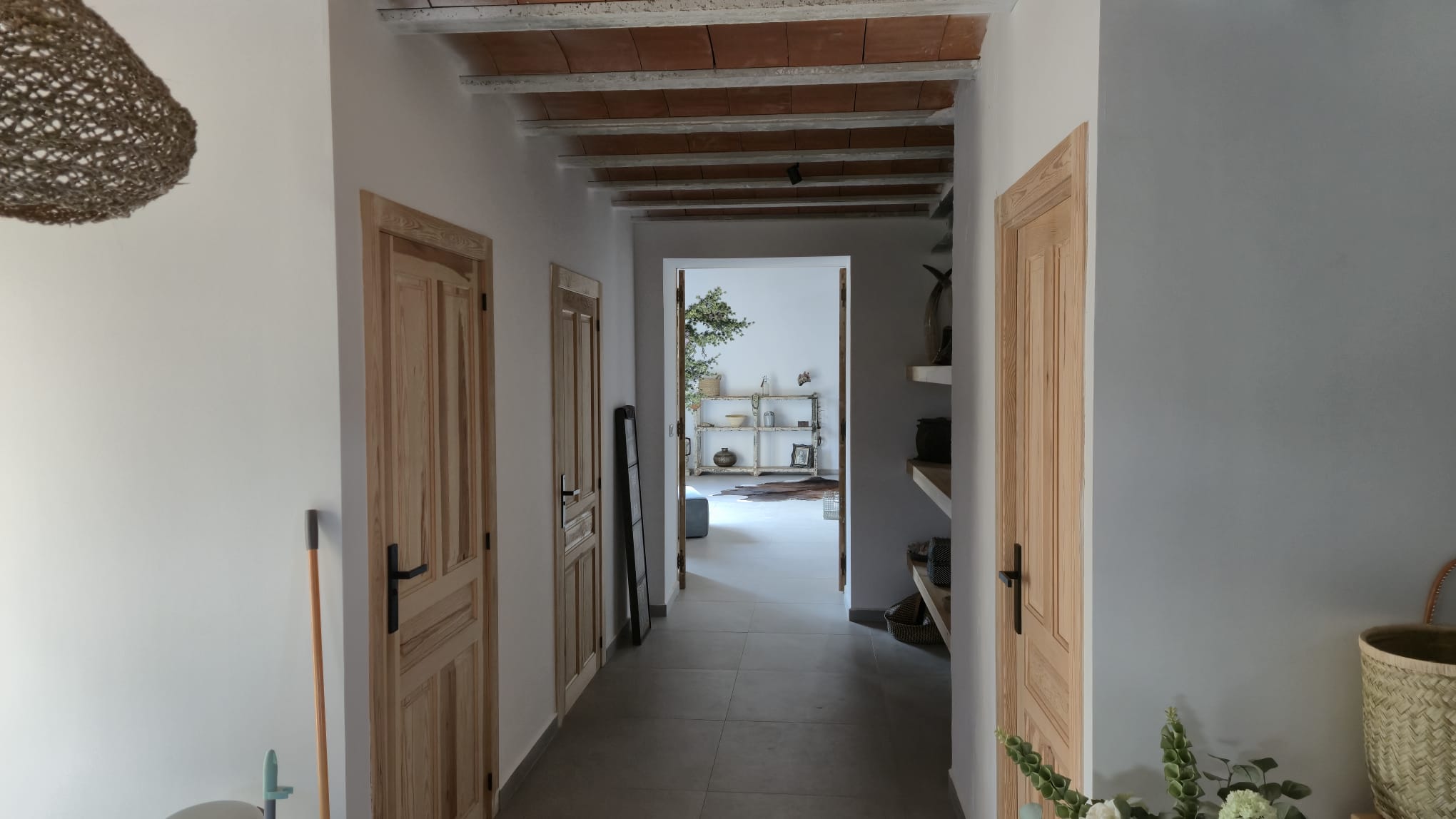 B&B te koop in Almansa: Unieke Off-grid Finca met Toeristische Licentie
