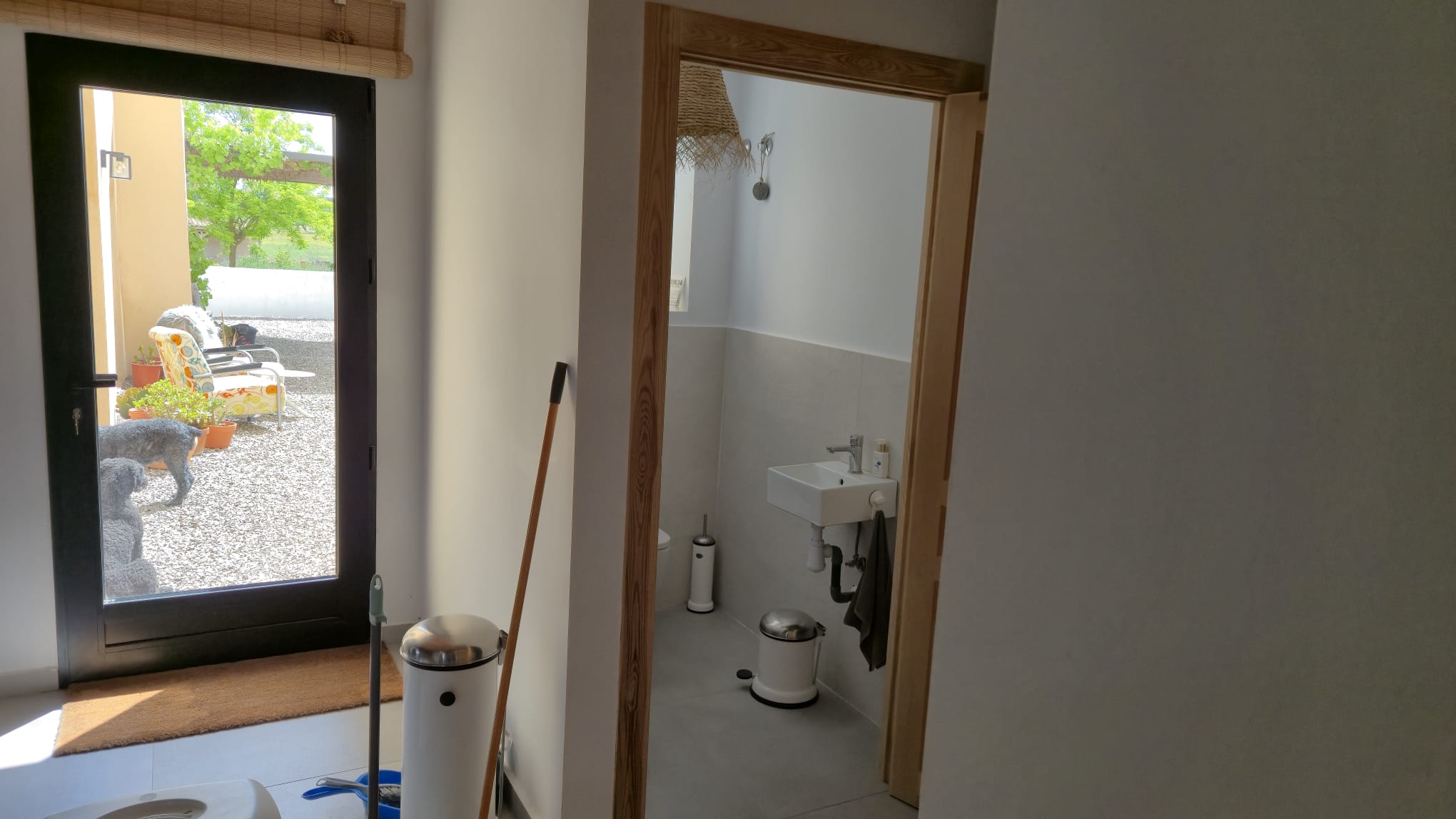 B&B te koop in Almansa: Unieke Off-grid Finca met Toeristische Licentie