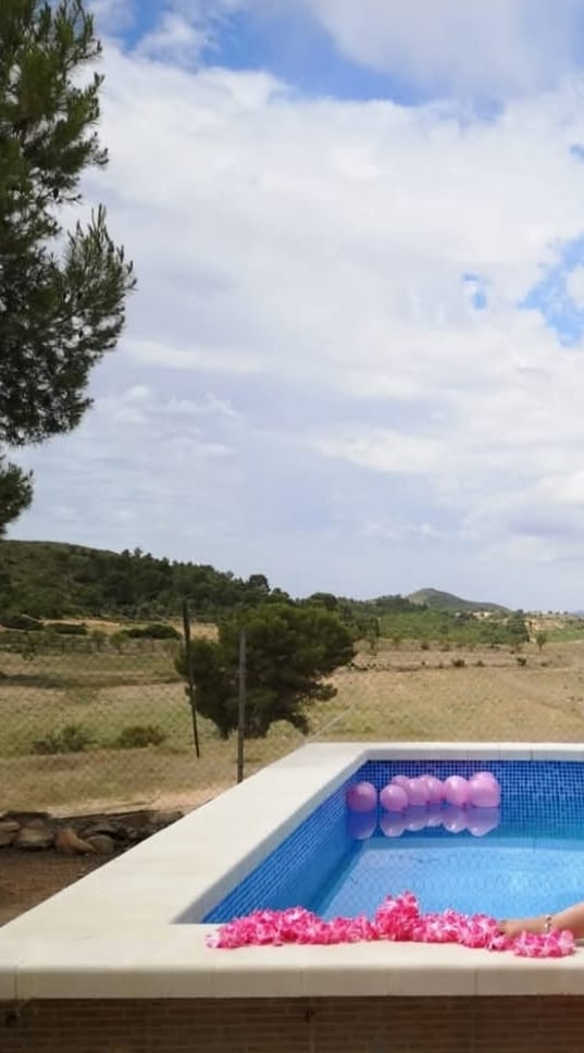 Exclusieve Off-Grid Finca met Gigantisch Perceel & Zwembad in Caudete