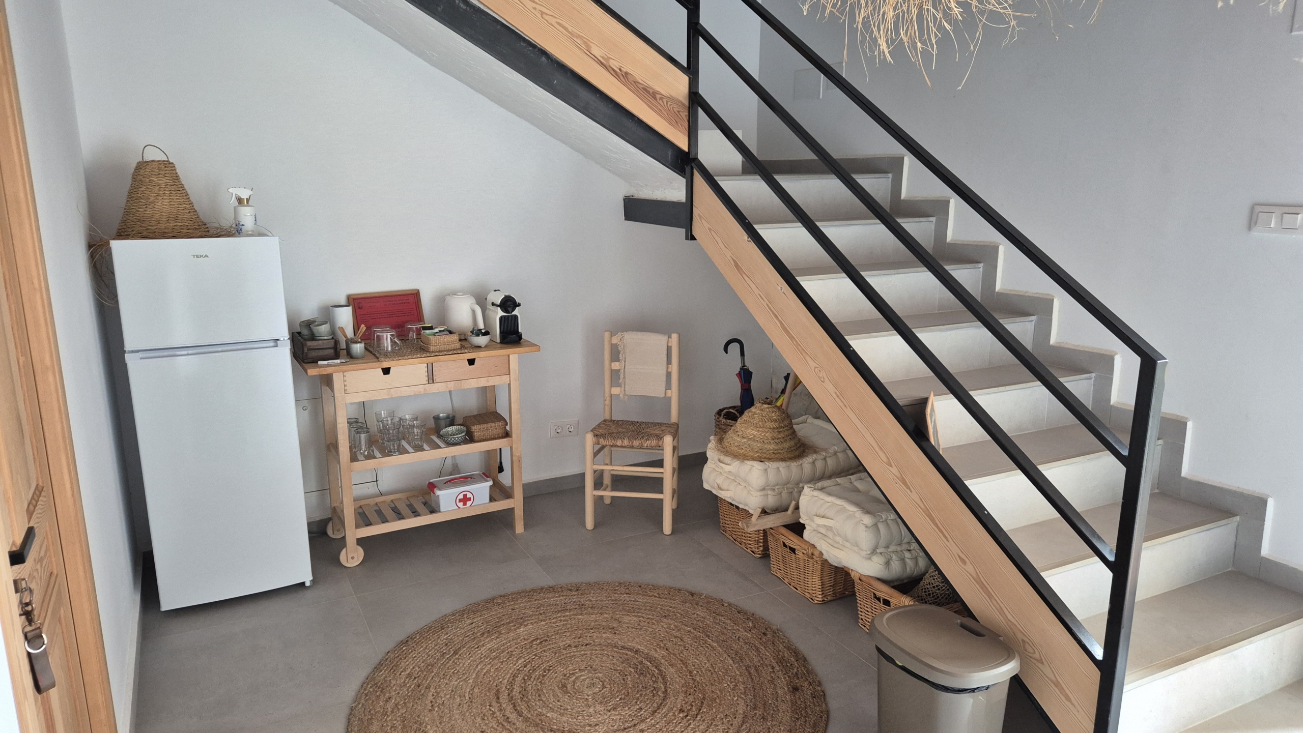 B&B te koop in Almansa: Unieke Off-grid Finca met Toeristische Licentie