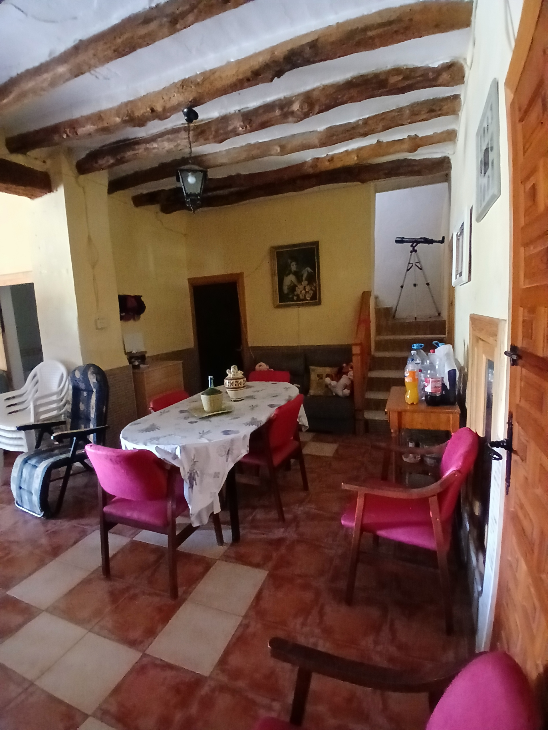 Exclusieve Off-Grid Finca met Gigantisch Perceel & Zwembad in Caudete