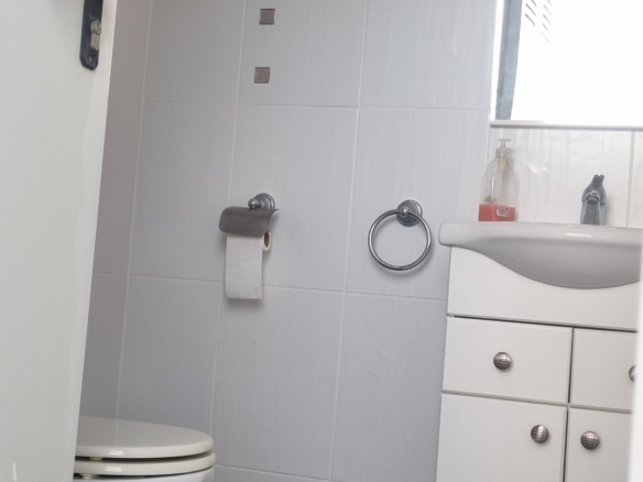Unieke luxe villa met gastenverblijf en privézwembad te koop in Hondón de los Frailes