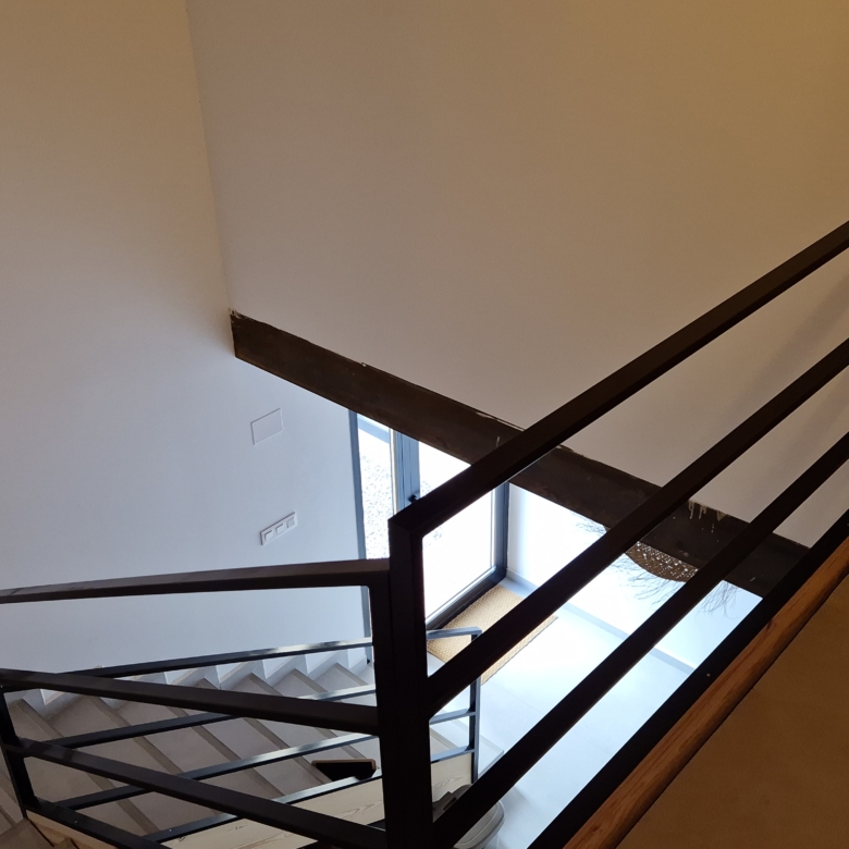 B&B te koop in Almansa: Unieke Off-grid Finca met Toeristische Licentie
