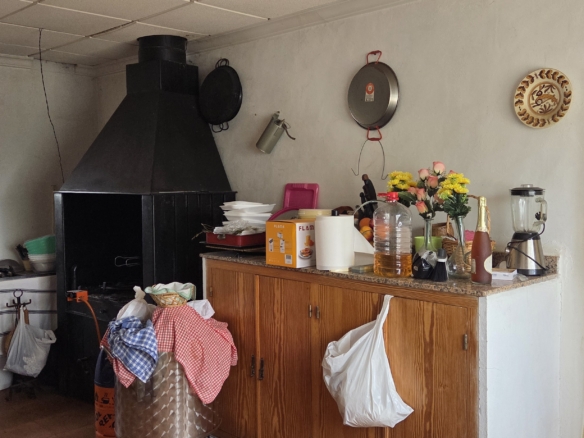 Prachtige en royale plattelandswoning met zwembad en olijfgaard – Nabij Pinoso