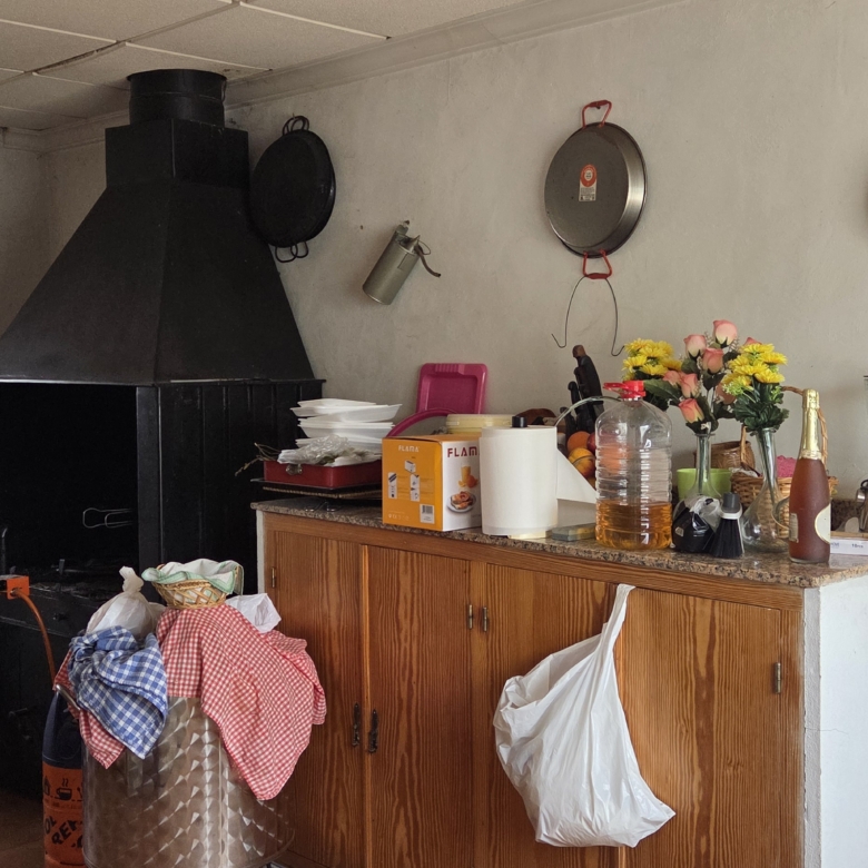 Prachtige en royale plattelandswoning met zwembad en olijfgaard – Nabij Pinoso
