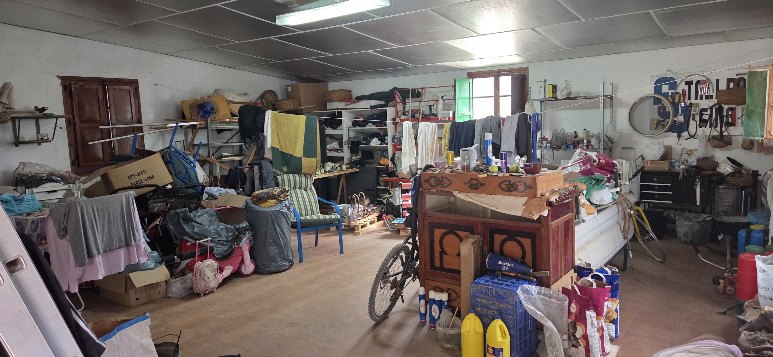 Prachtige en royale plattelandswoning met zwembad en olijfgaard – Nabij Pinoso