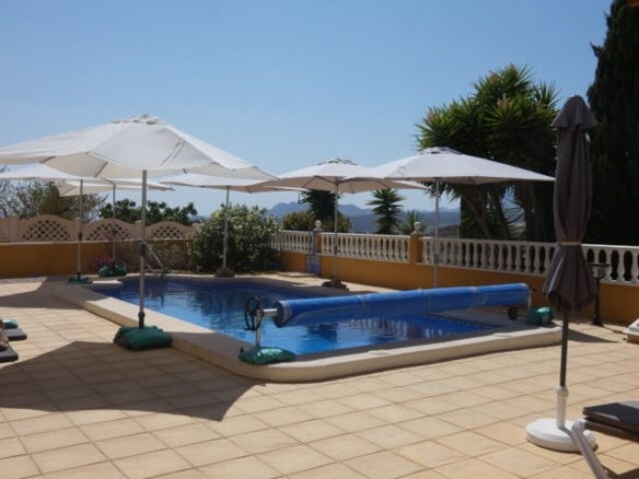 villa in Macisvenda (Ref: CC0596)