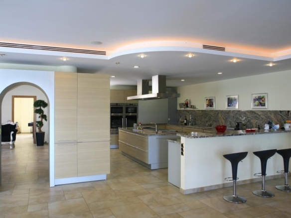 Luxurious Property in Monte Pego (Ref: DOSI-1147)