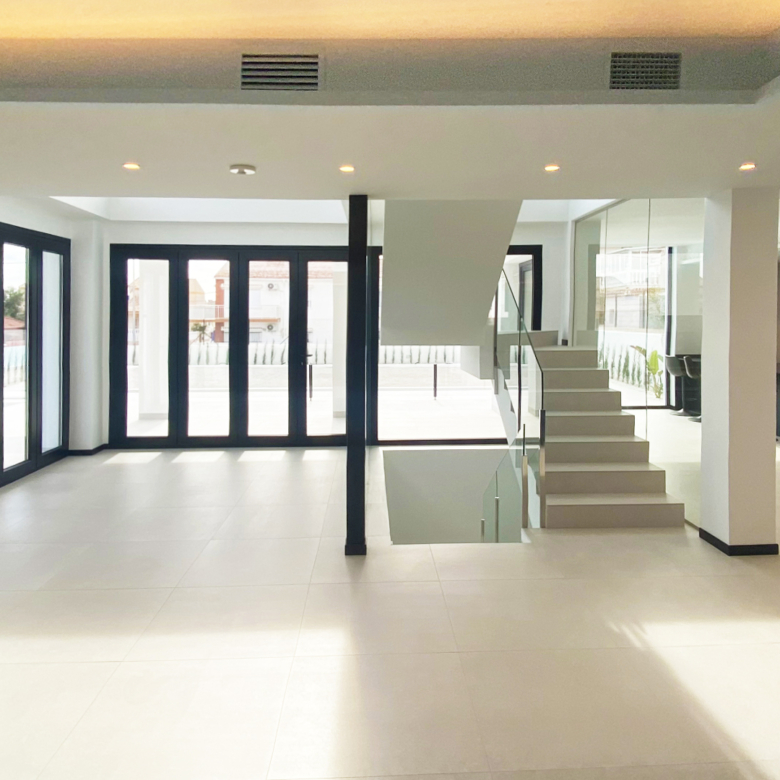Luxurious Property in Torre La Mata (Ref: DOSI-1434)
