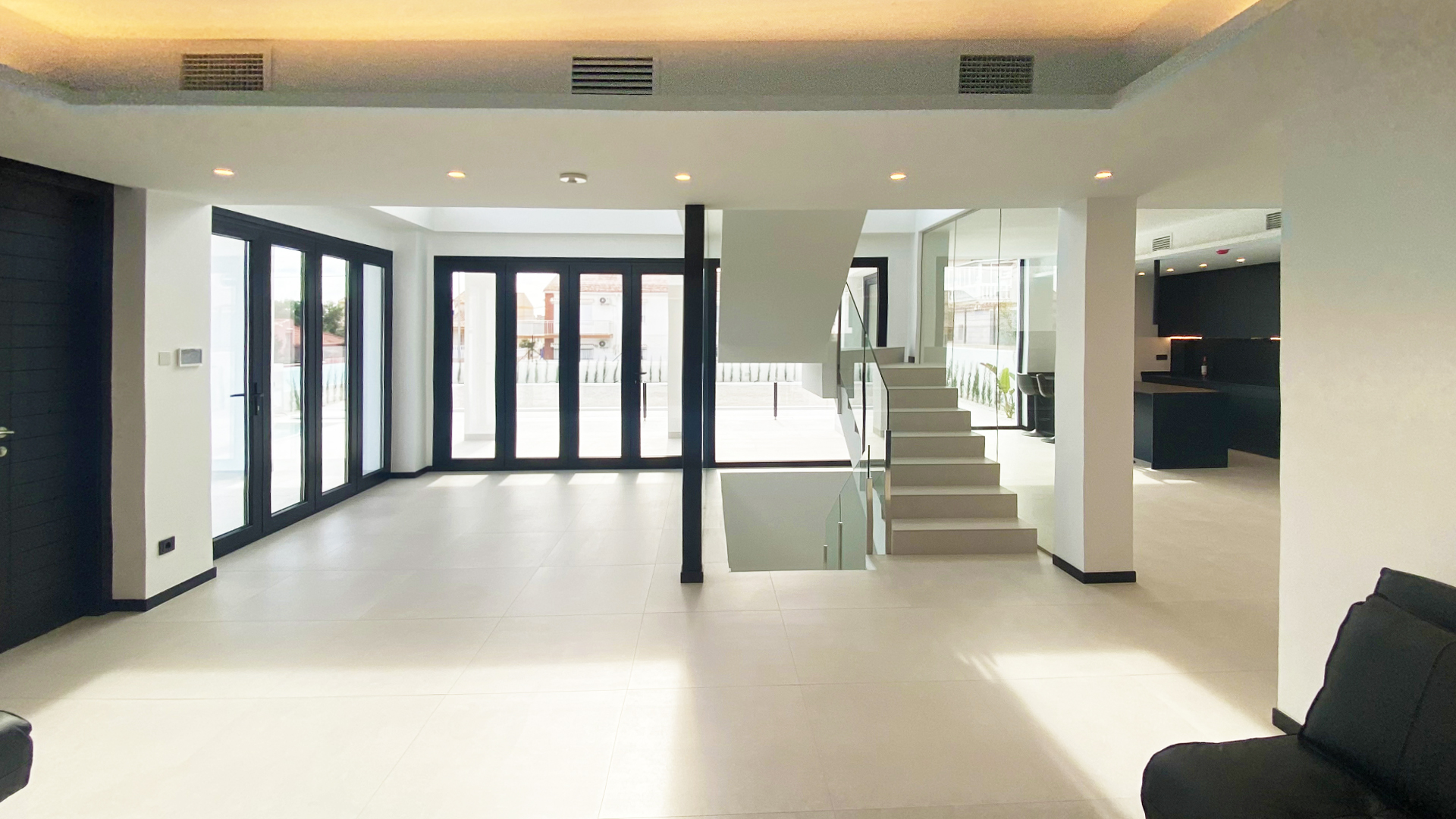 Luxurious Property in Torre La Mata (Ref: DOSI-1434)