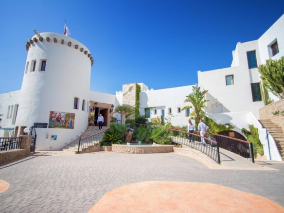 Hotel in Villajoyosa (Ref: DOSI-707)