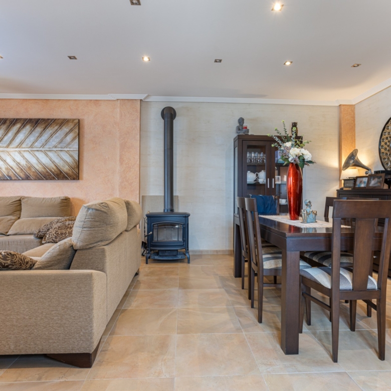 Detached Villa in Los Montesinos (Ref: BCT-MARMA)