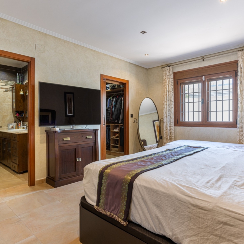 Detached Villa in Los Montesinos (Ref: BCT-MARMA)
