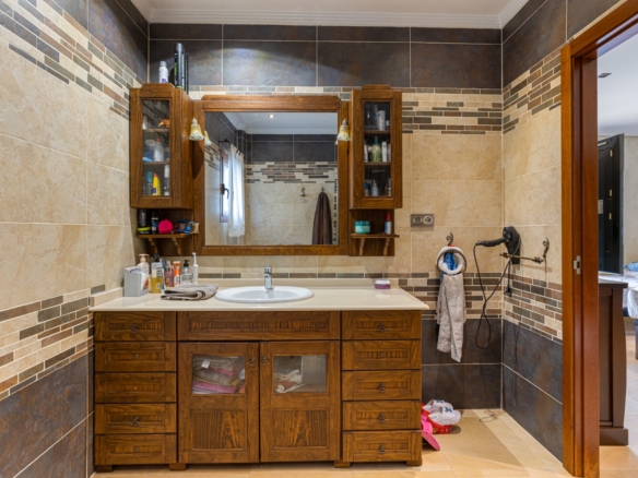 Detached Villa in Los Montesinos (Ref: BCT-MARMA)