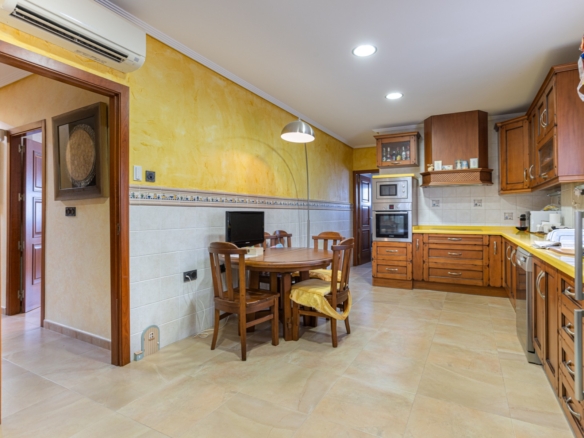 Detached Villa in Los Montesinos (Ref: BCT-MARMA)