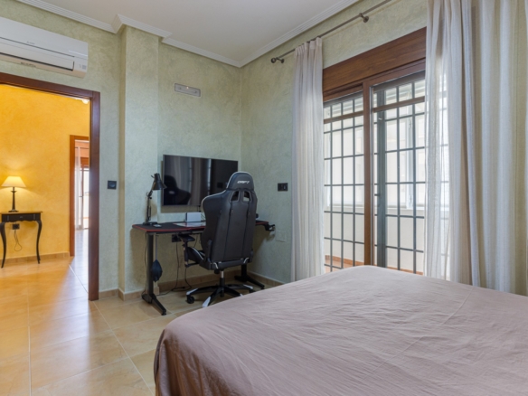 Detached Villa in Los Montesinos (Ref: BCT-MARMA)