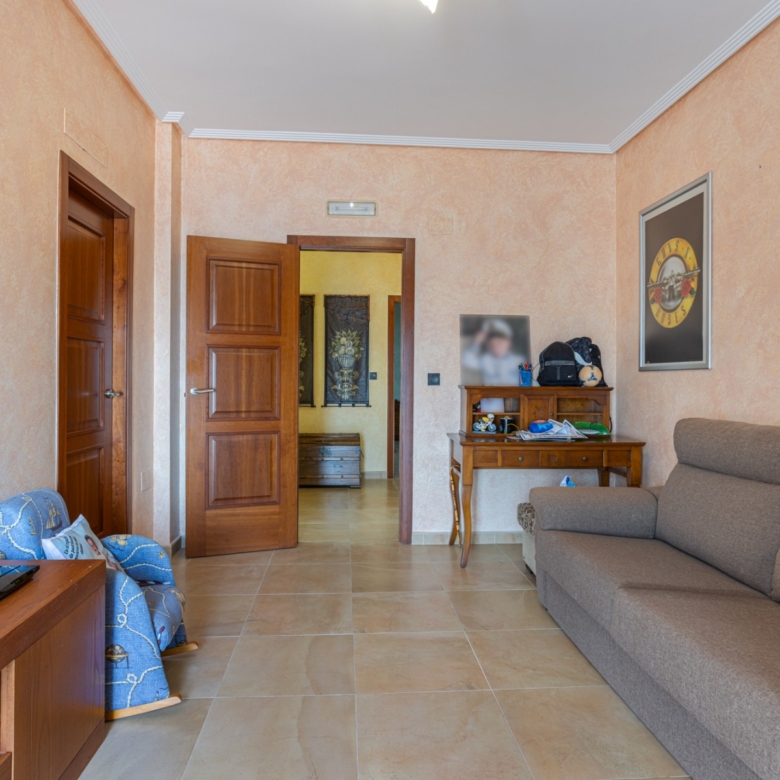 Detached Villa in Los Montesinos (Ref: BCT-MARMA)