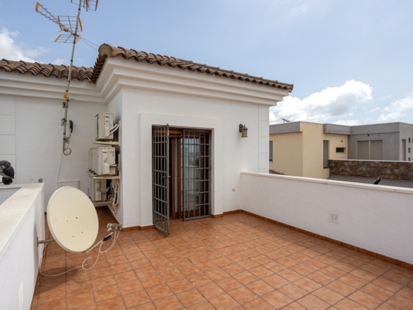 Detached Villa in Los Montesinos (Ref: BCT-MARMA)