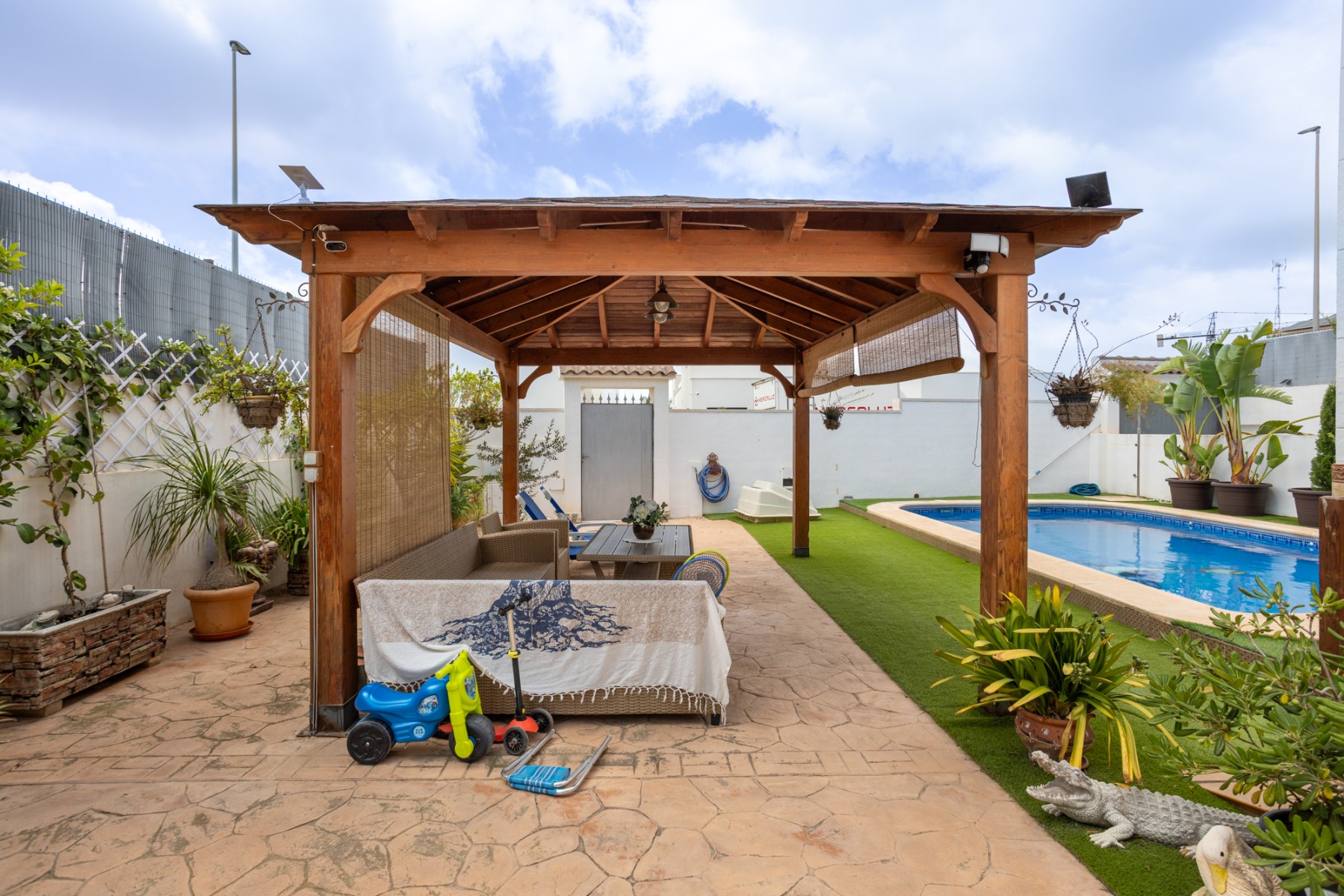 Detached Villa in Los Montesinos (Ref: BCT-MARMA)