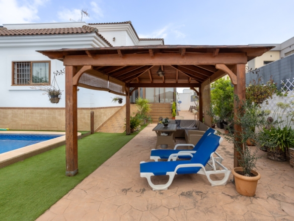 Detached Villa in Los Montesinos (Ref: BCT-MARMA)
