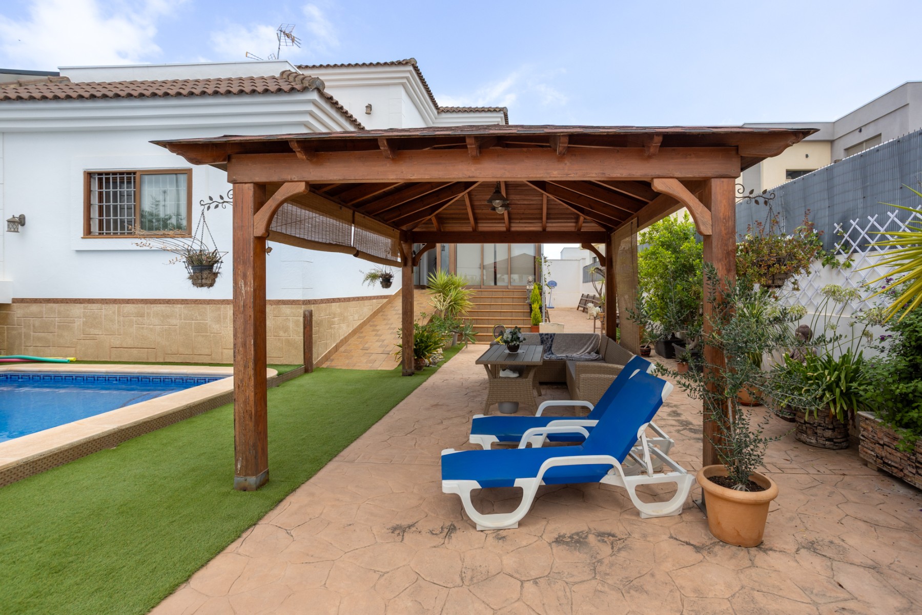 Detached Villa in Los Montesinos (Ref: BCT-MARMA)