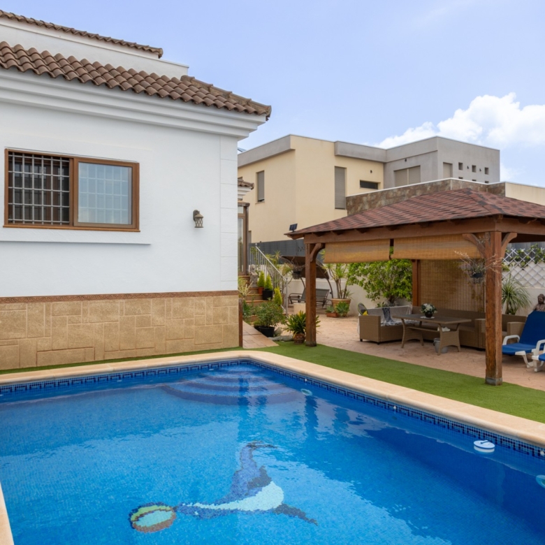 Detached Villa in Los Montesinos (Ref: BCT-MARMA)