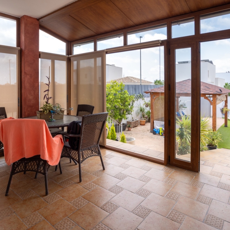 Detached Villa in Los Montesinos (Ref: BCT-MARMA)