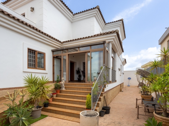 Detached Villa in Los Montesinos (Ref: BCT-MARMA)