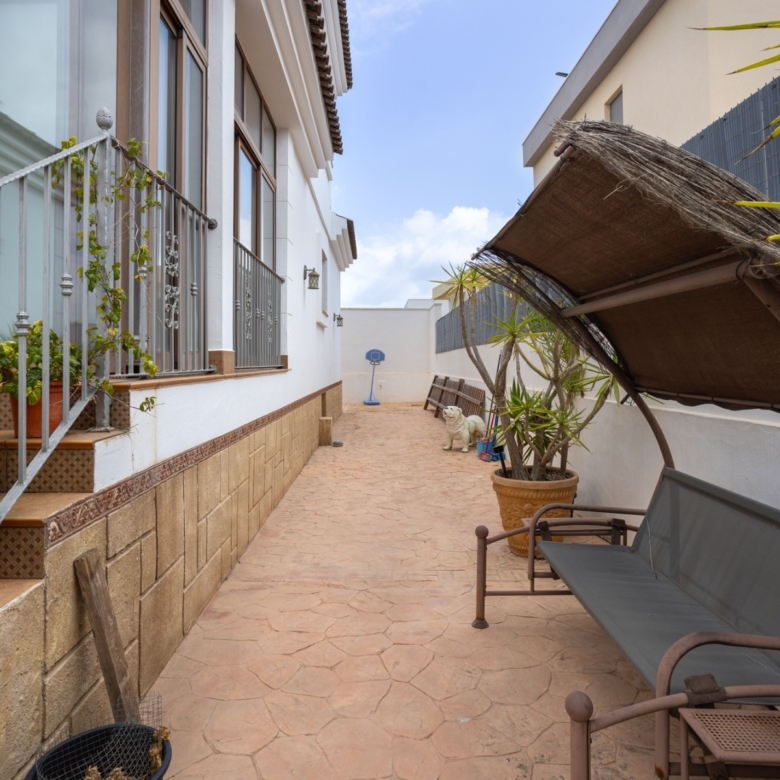 Detached Villa in Los Montesinos (Ref: BCT-MARMA)