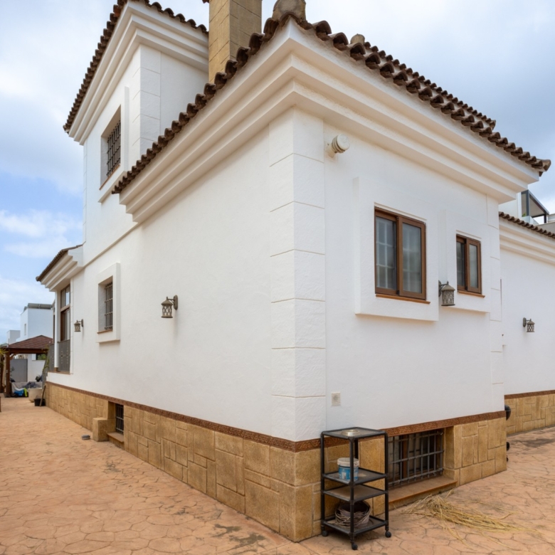 Detached Villa in Los Montesinos (Ref: BCT-MARMA)