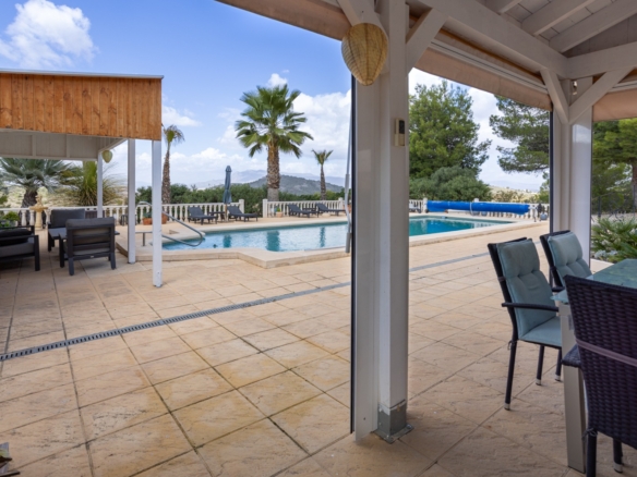 Detached Villa in La Zarza (Ref: BC-ERDO)