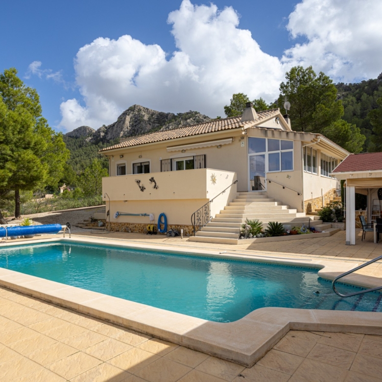Detached Villa in La Zarza (Ref: BC-ERDO)