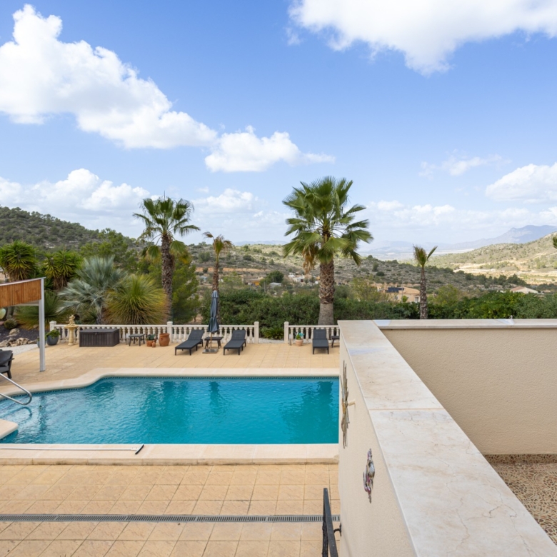 Detached Villa in La Zarza (Ref: BC-ERDO)