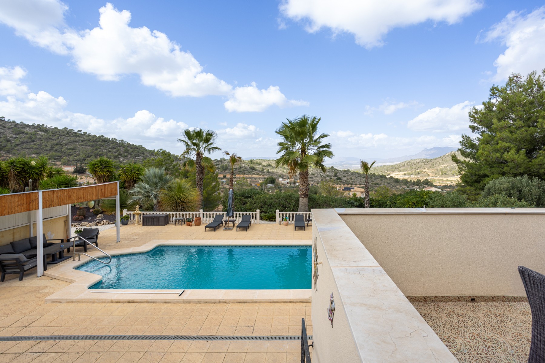 Detached Villa in La Zarza (Ref: BC-ERDO)