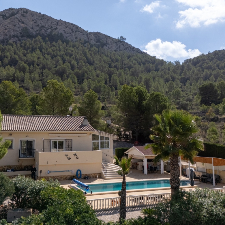 Detached Villa in La Zarza (Ref: BC-ERDO)