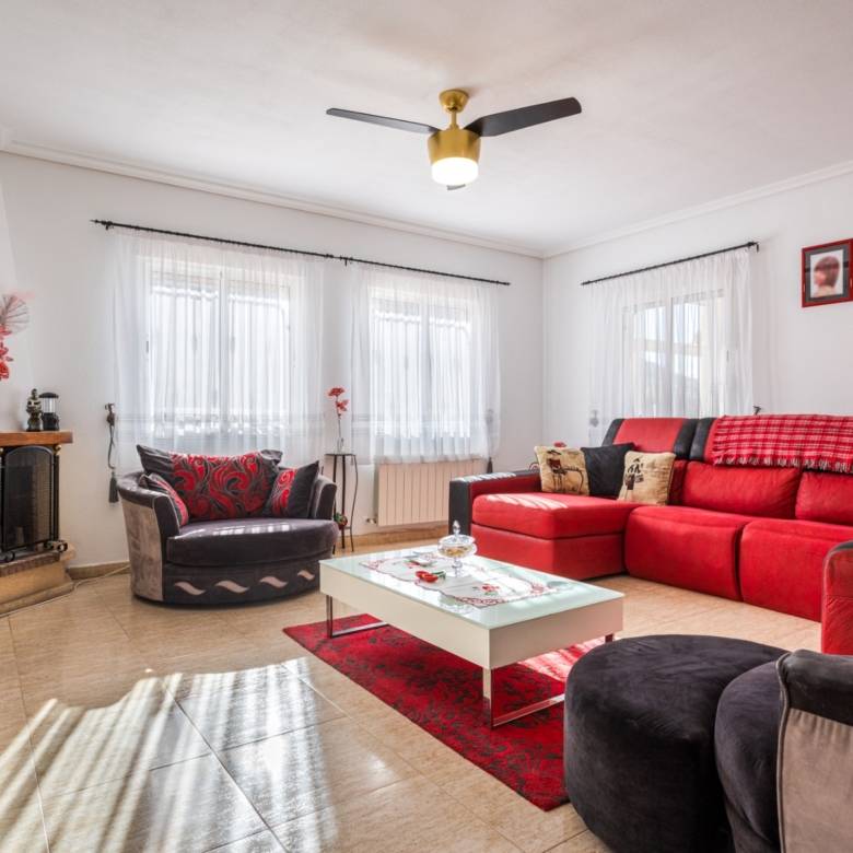 Finca – Country Property in La Zarza (Ref: BC-ANEEHS-D)