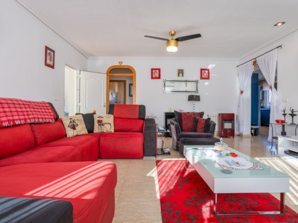 Finca – Country Property in La Zarza (Ref: BC-ANEEHS-D)