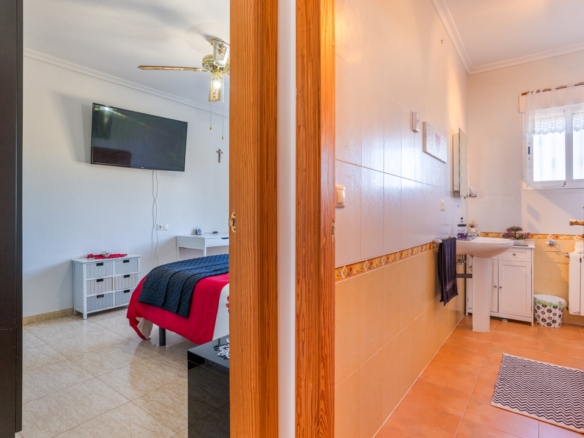 Finca – Country Property in La Zarza (Ref: BC-ANEEHS-D)