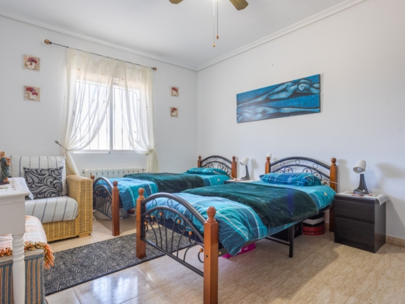 Finca – Country Property in La Zarza (Ref: BC-ANEEHS-D)