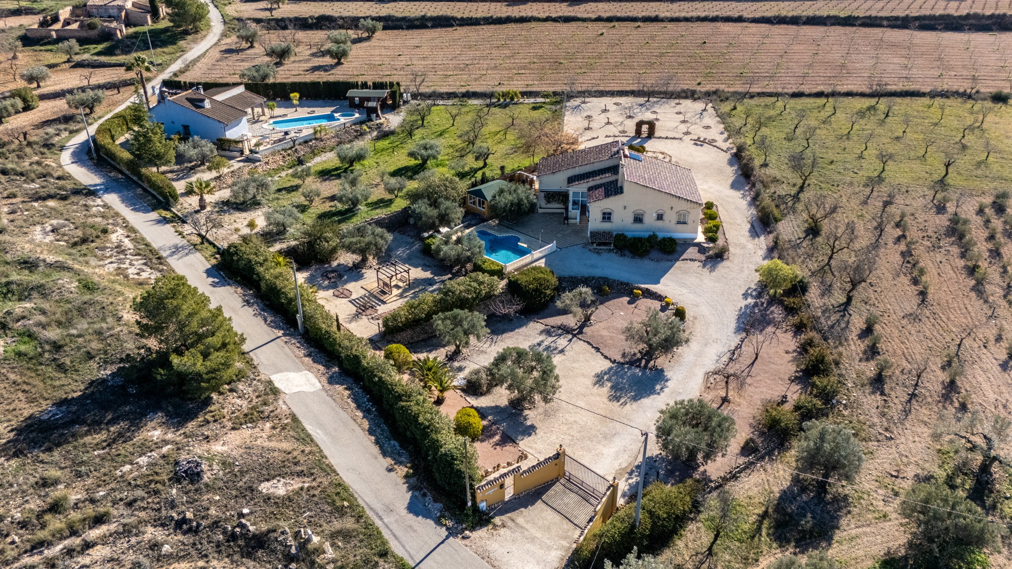Finca – Country Property in La Zarza (Ref: BC-ANEEHS-D)