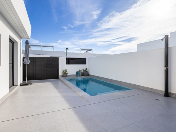 Detached Villa in Torre Pacheco (Ref: BCK-CIMAN)