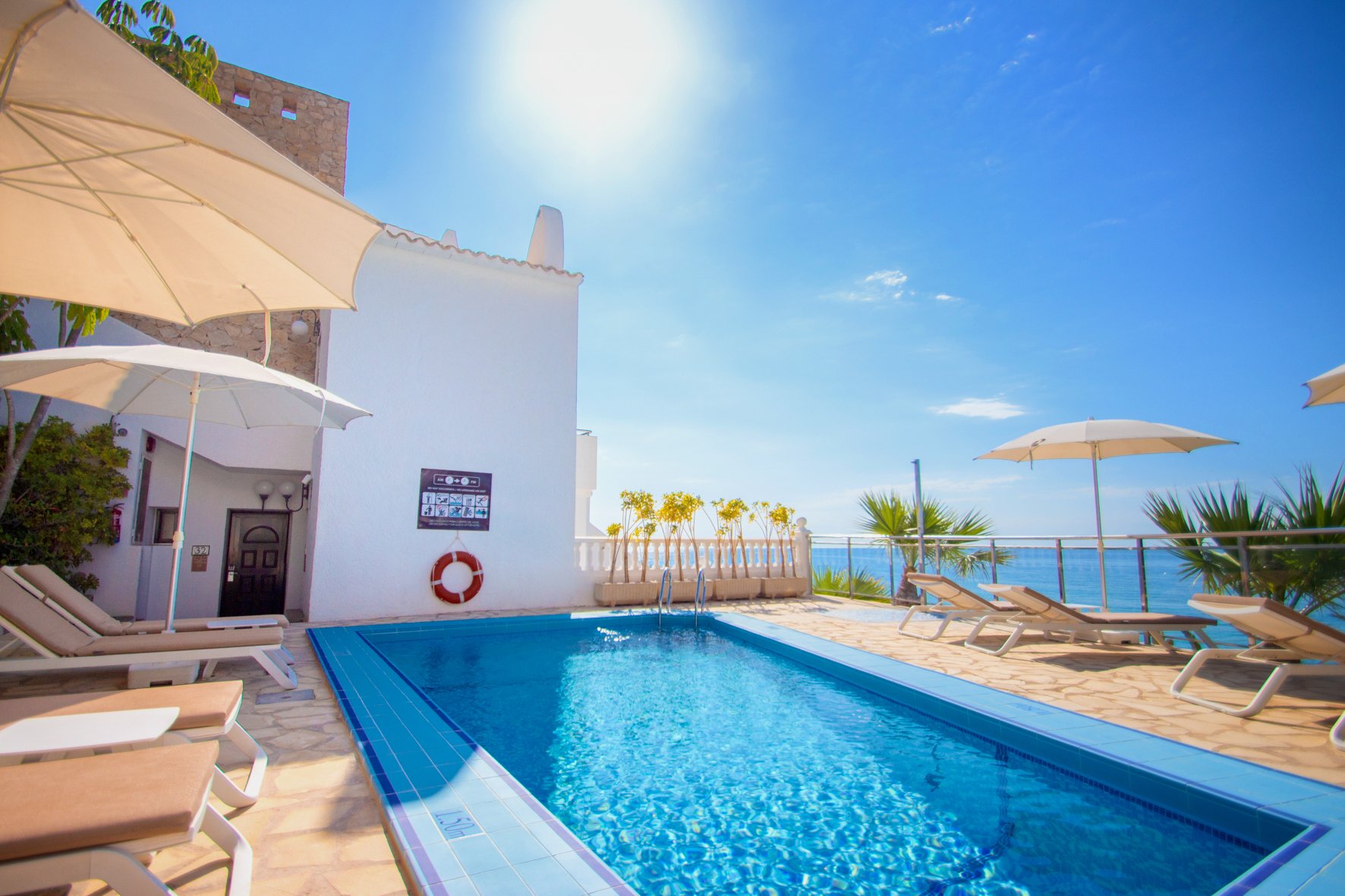 Hotel in Villajoyosa (Ref: DOSI-707)
